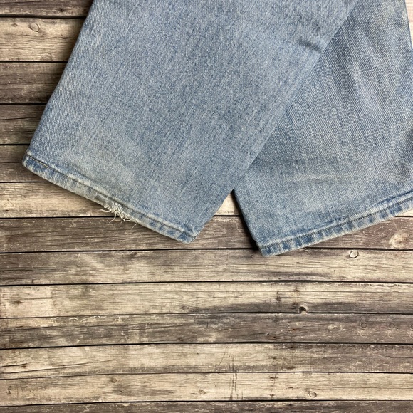 Men’s Wrangler Jeans - Picture 3 of 4